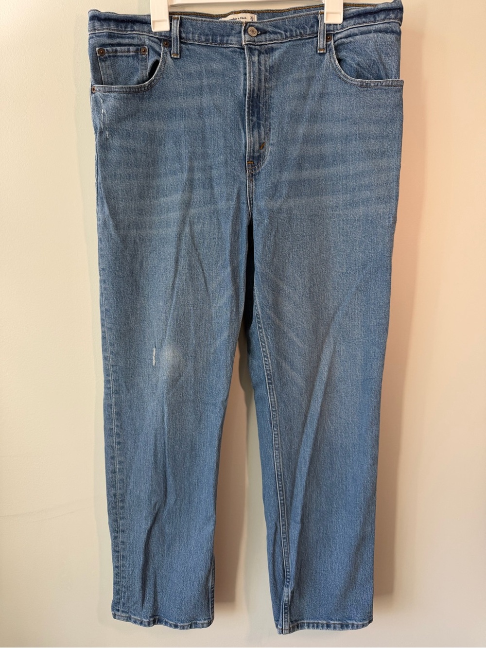 Abercrombie Women’s 90’s Straight Ultra High Rise Jeans